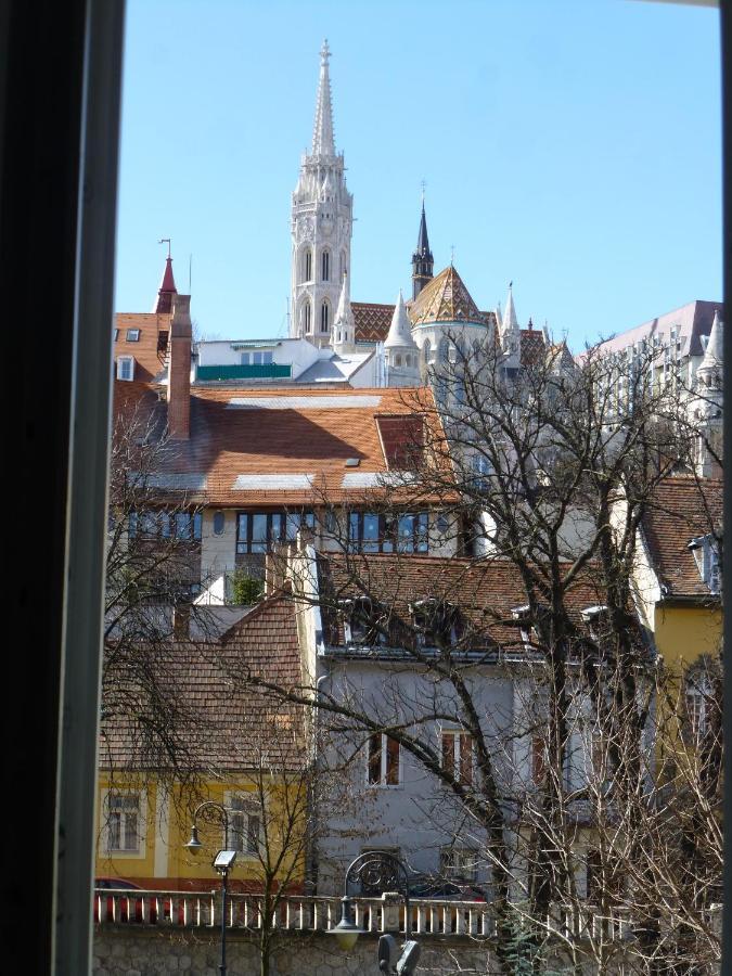 Elegant Apartment With Buda Castle View Budapest Exterior foto